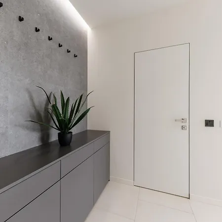 Luxury Apartments “Bozdosh” Uschhorod Exterior foto