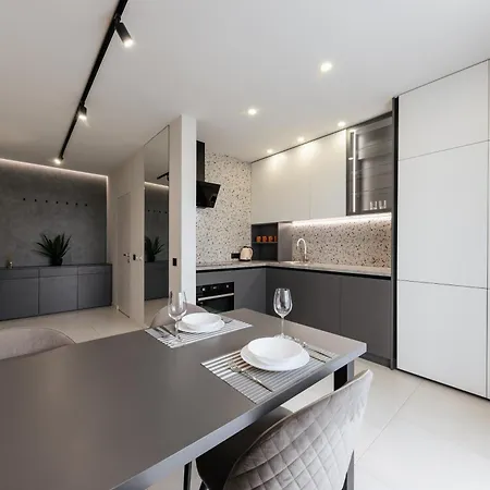 Luxury Apartments “Bozdosh” Uschhorod Exterior foto