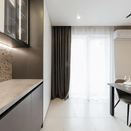 Luxury Apartments “Bozdosh” Uschhorod Exterior foto