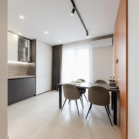 Luxury Apartments “Bozdosh” Uschhorod Exterior foto