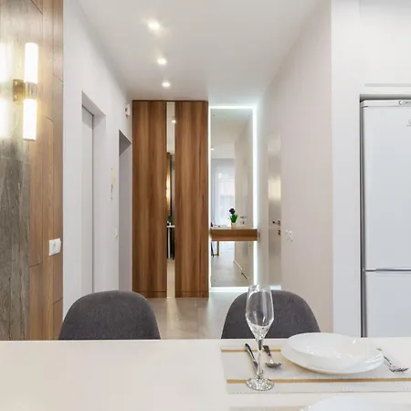 Luxury Apartments “Bozdosh” Uschhorod Exterior foto