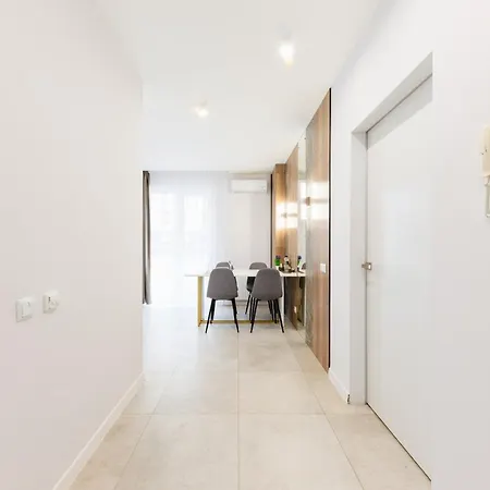 Luxury Apartments “Bozdosh” Uschhorod Exterior foto