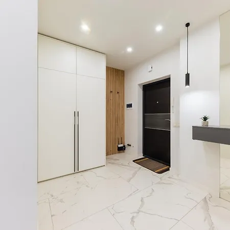 Luxury Apartments “Bozdosh” Uschhorod Exterior foto