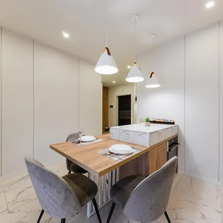 Luxury Apartments “Bozdosh” Uschhorod Exterior foto