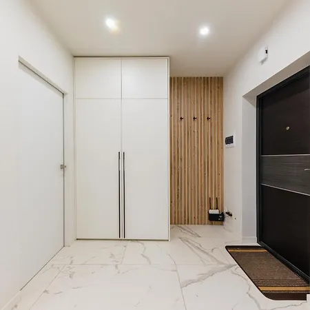 Luxury Apartments “Bozdosh” Uschhorod Exterior foto