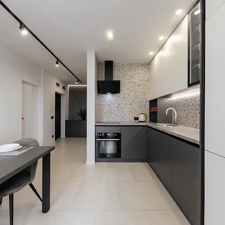 Luxury Apartments “Bozdosh” Uschhorod Exterior foto
