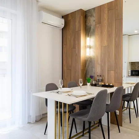 Luxury Apartments “Bozdosh” Uschhorod Exterior foto