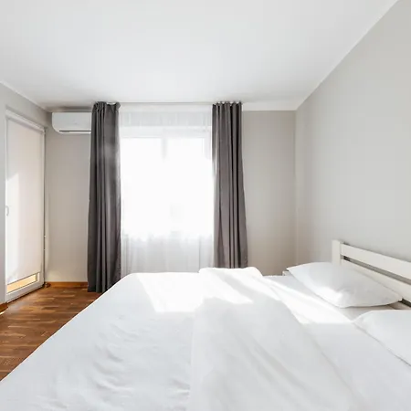 Luxury Apartments “Bozdosh” Uschhorod Exterior foto
