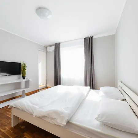 Luxury Apartments “Bozdosh” Uschhorod Exterior foto