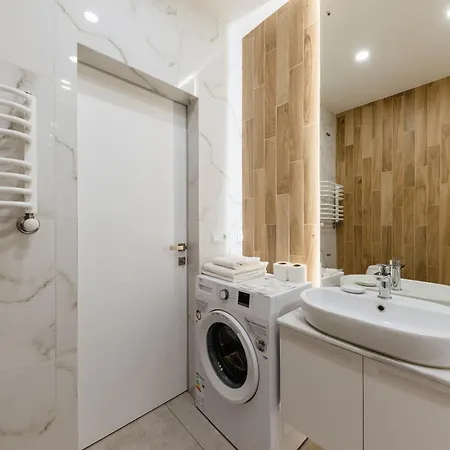 Luxury Apartments “Bozdosh” Uschhorod Exterior foto