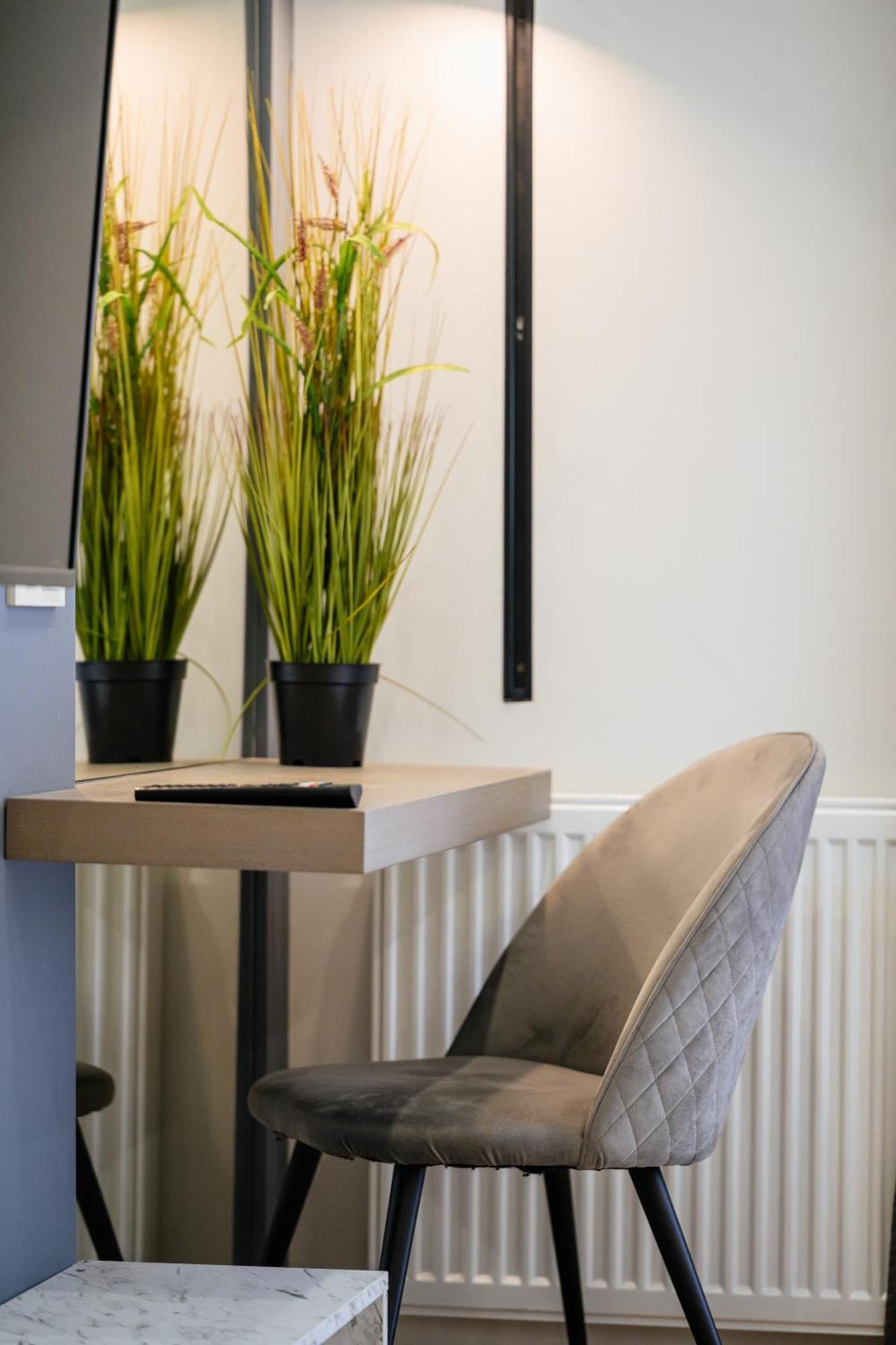 Luxury “bozdosh” Apartment Uschhorod